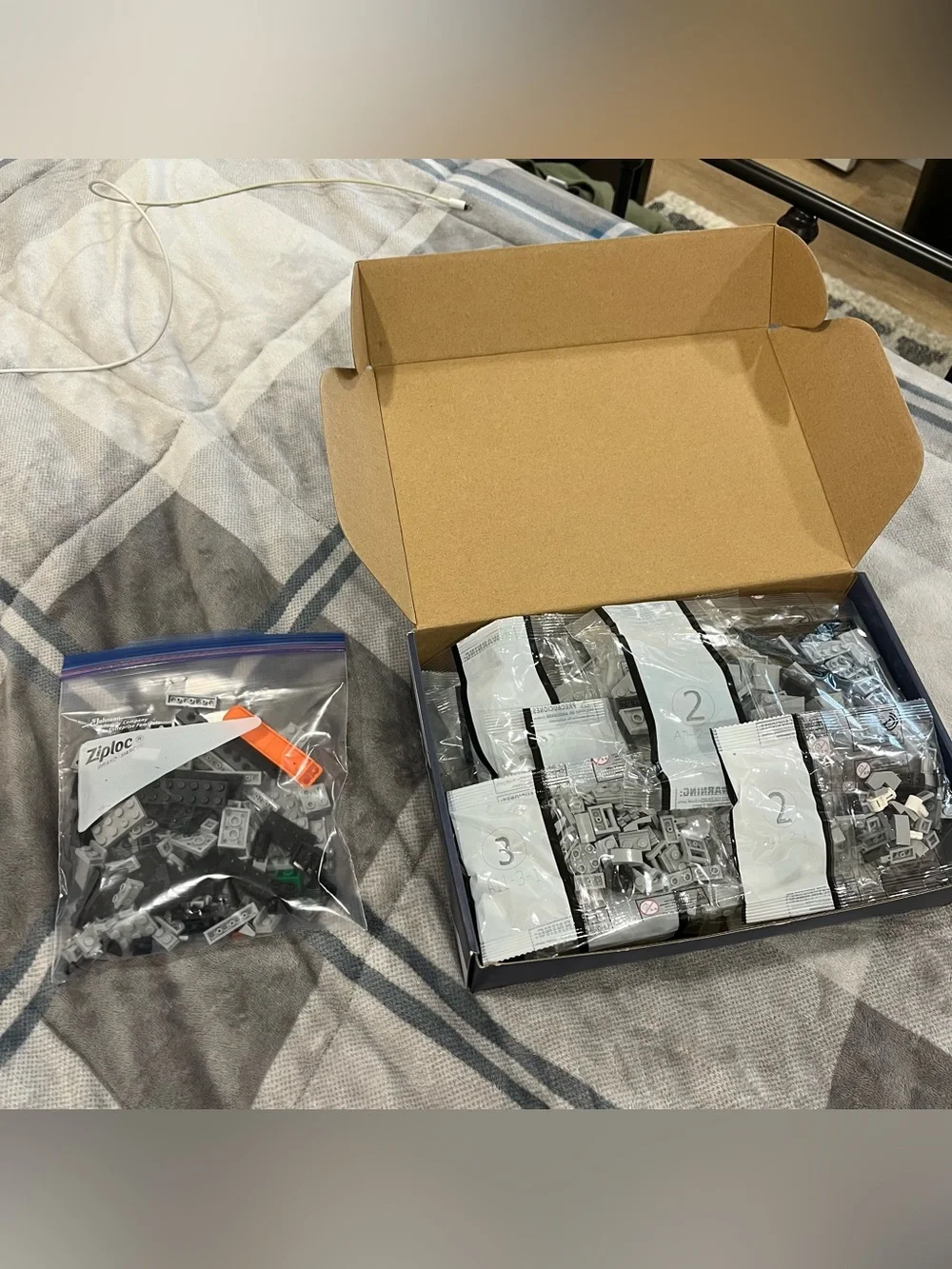 DAHONPA A-10 Warthog Thunderbolt II Attack Plane Building Set 900 PCS Complete